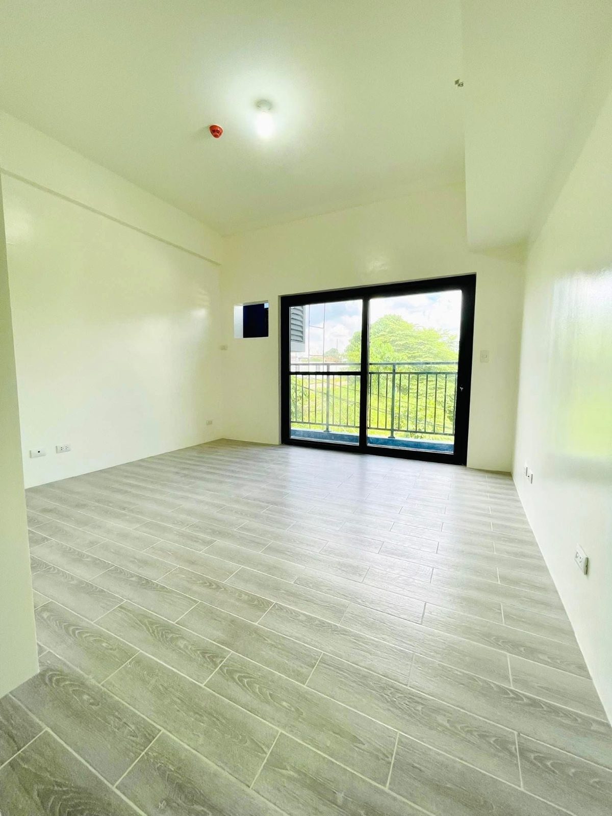Amani Grand City Gate - Image 2
