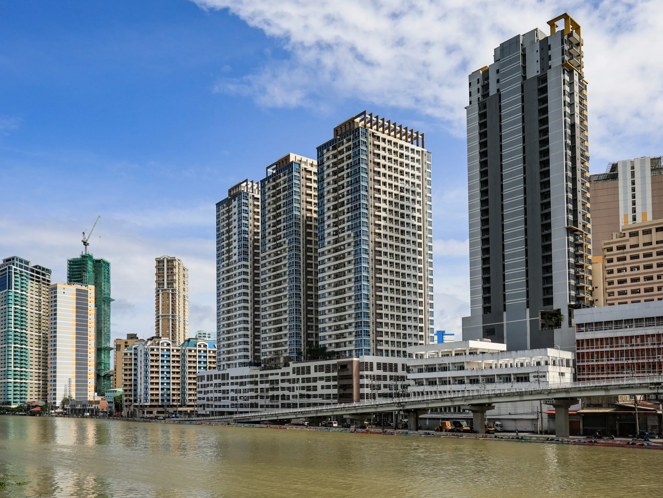 Four Season Riviera official project image