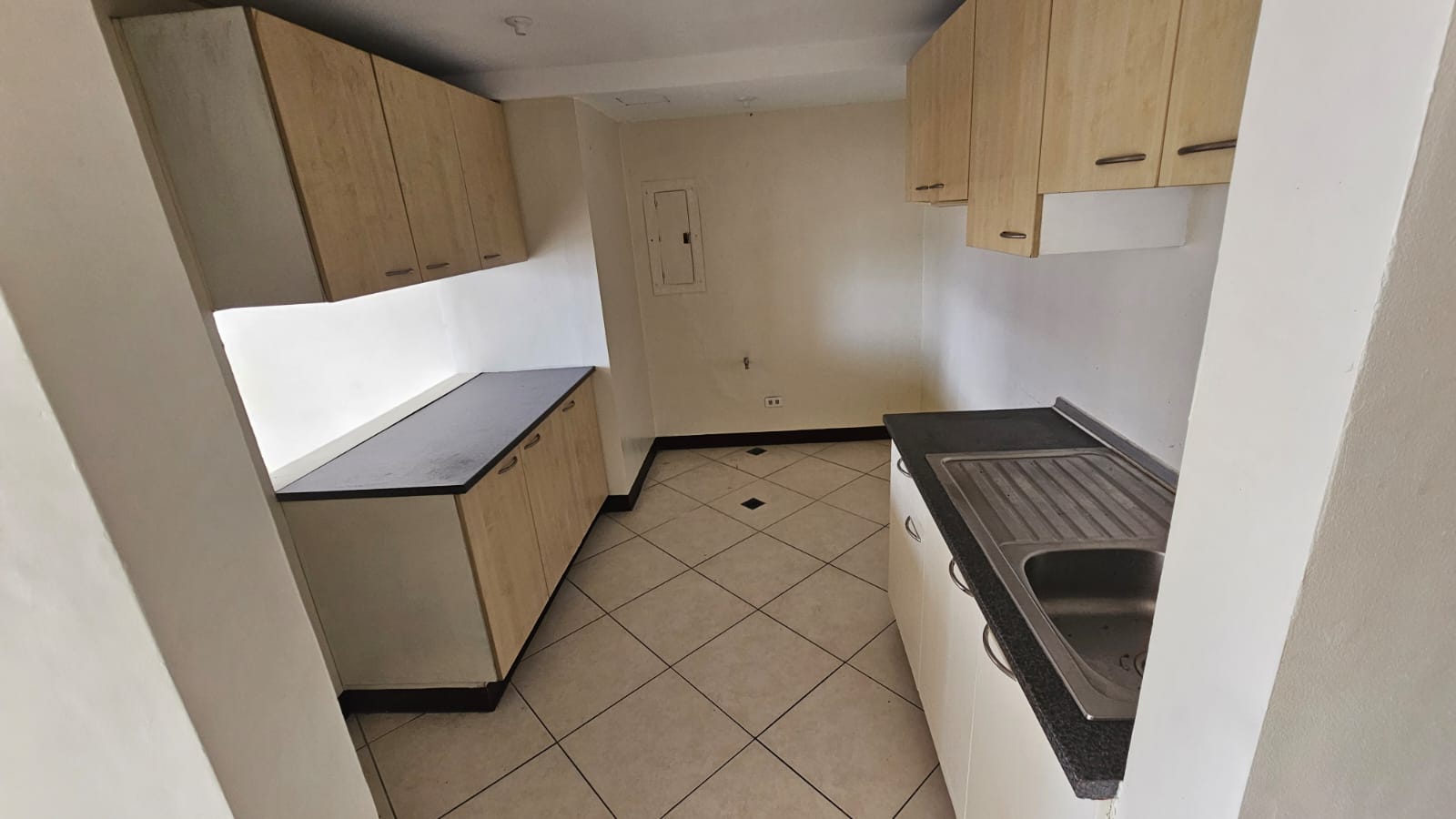 El Jardin Presidente 2 - Image 4