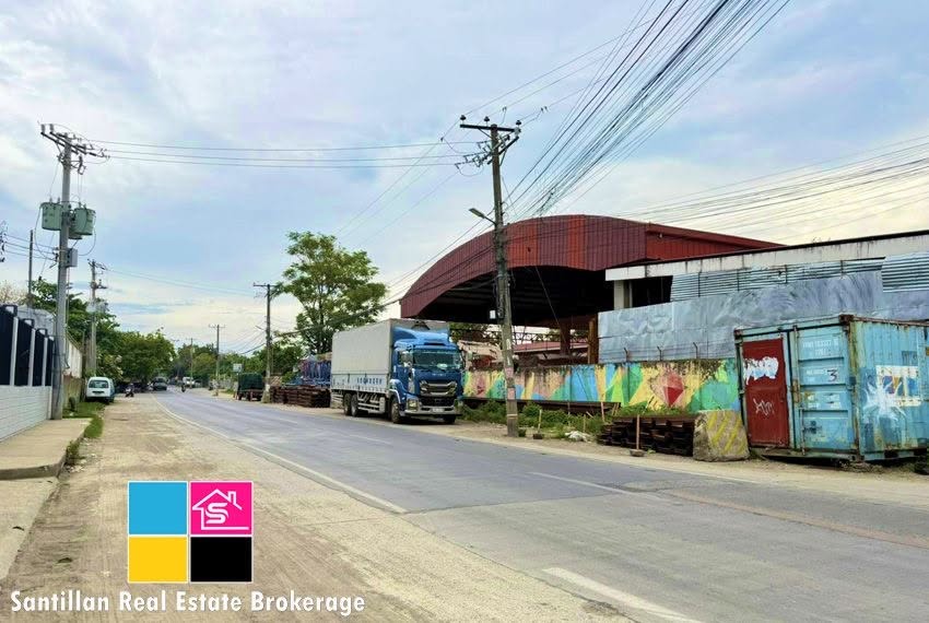 FOR SALE LOT IN BANKAL LAPU-LAPU CEBU