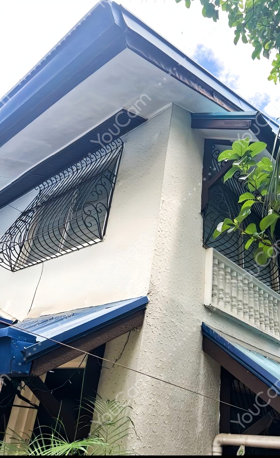 ZONAL VALUE LOT with Townhouse Structure in New Capitol Estate 1, Batasan Hills, Quezon City FOR SALE