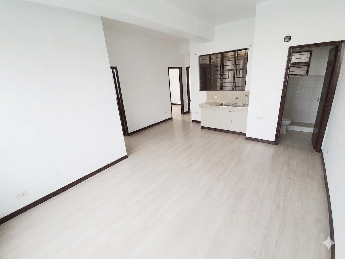3 Bedroom Corner Apartment unit in Pasay City near Libertad LRT Station