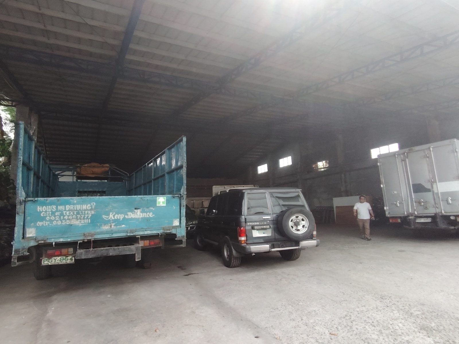 High Ceiling Warehouse for Sale in Judge Juan Luna, Brgy. Bungad, Project 7 Quezon City near Roosevelt Ave