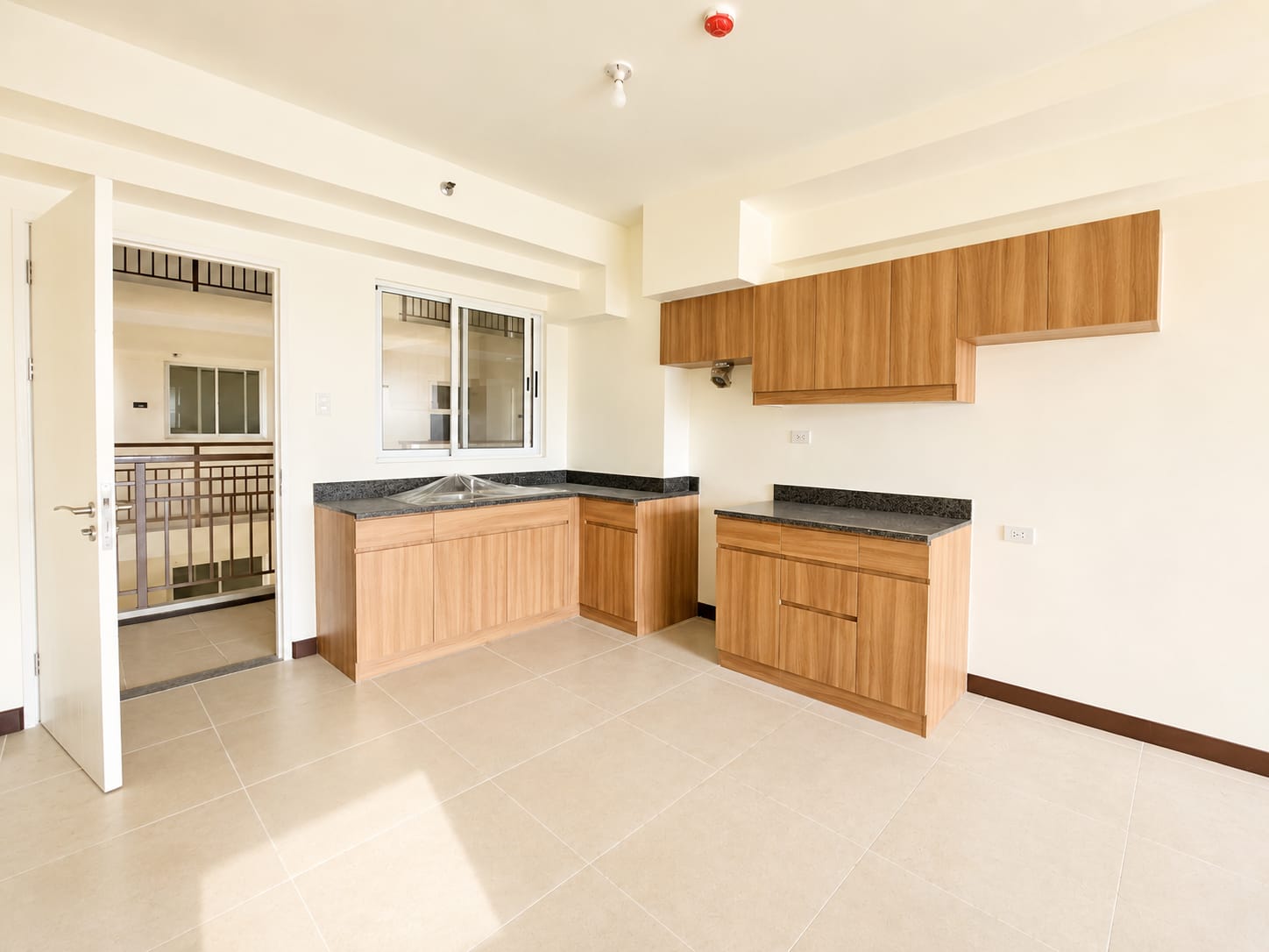 FOR SALE PASALO Brand New 2 Bedroom and Parking at Alder Residences by DMCI Homes Acacia Estates Taguig Ready for Occupancy Near BGC McKinley Hill Market Market SM Aura British School Manila