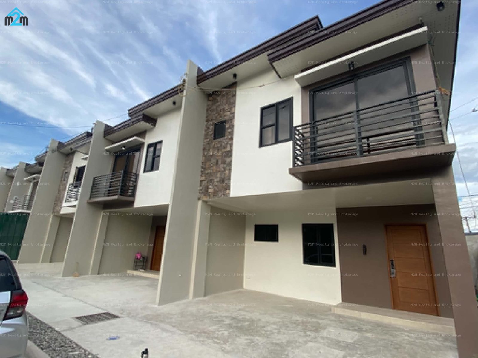 Tisa, Cebu City 3BR Townhouse w/ Balcony for Sale