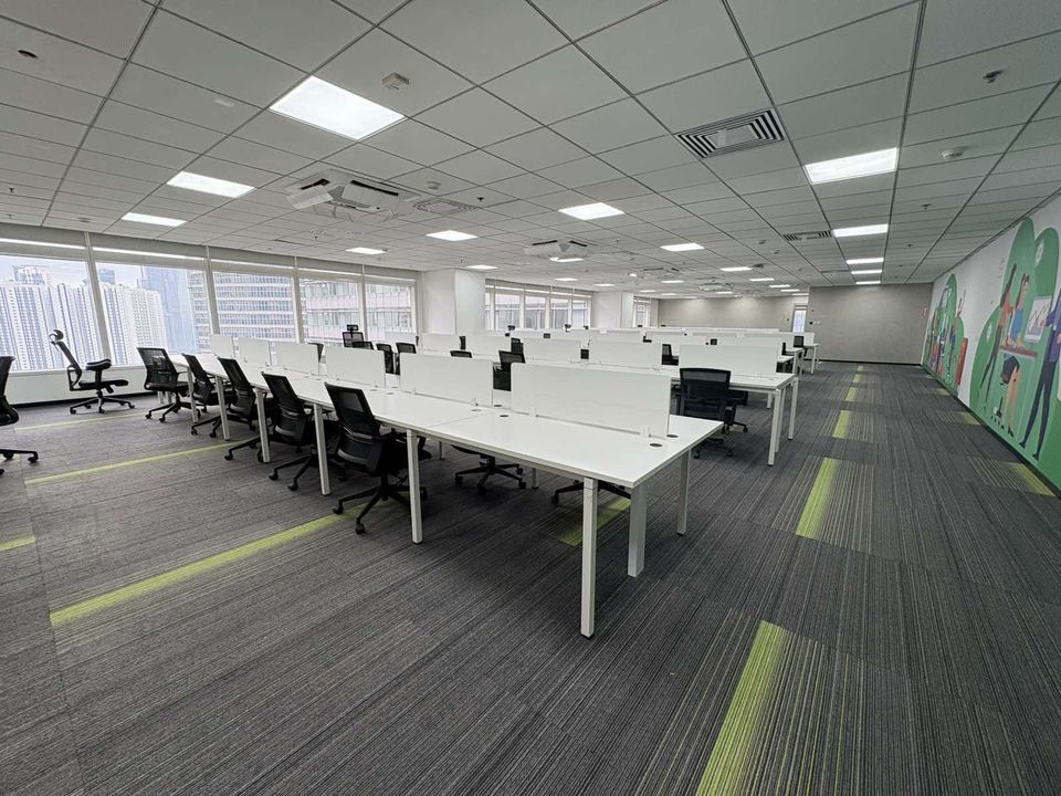 Grade A Move- In Ready Fully- Furnished Office Space for Lease in Makati with a Capacity to Hold a Large Team