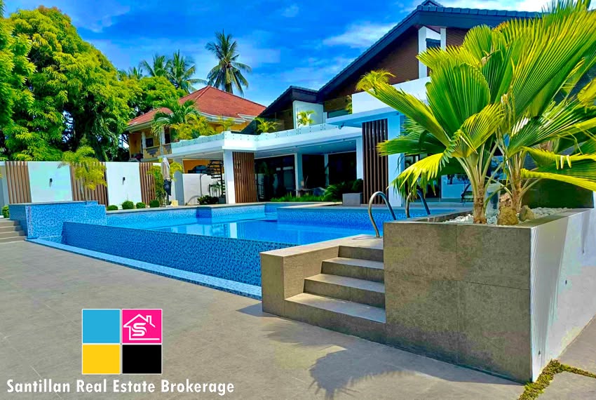 Luxurious Beach House And Lot In Carmen Cebu