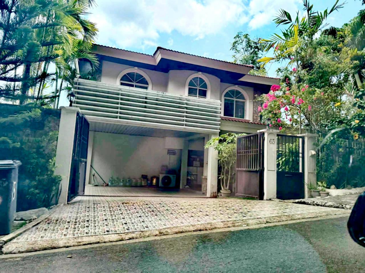Maria Luisa Estate Park Banilad Cebu City For Sale House