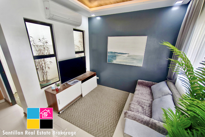 FOR SALE MODERN HOUSE IN ACROPOLIS SUBDIVISION TALAMBAN CEBU