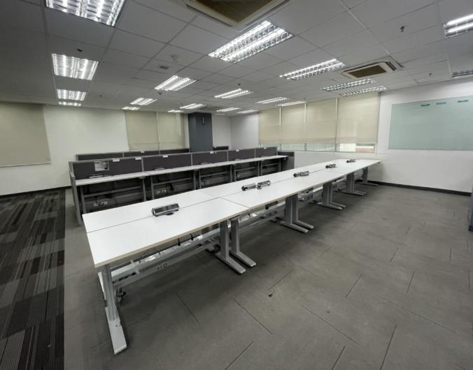 Ready for Occupancy 24/7 Accessible Office Space with 280 Workstations for Lease in Taguig City