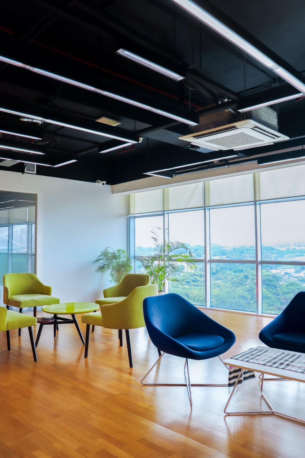 Move- In Ready Fully- Furnished Office Space for Lease in Pasig City That Can Hold a Large Team with BPO 24/7 Accessibility