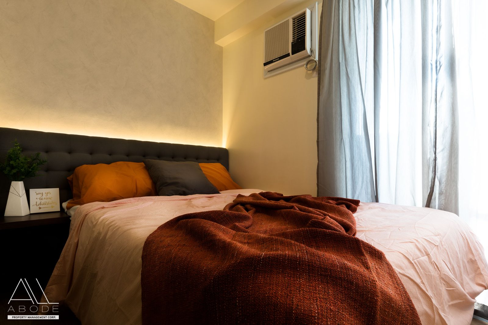 1-Bedroom with Balcony in Laureano Di Trevi Towers