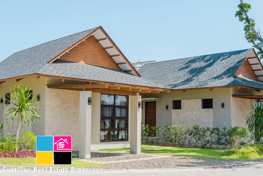 BUNGALOW BEACH HOUSE FOR SALE IN DANAO CEBU