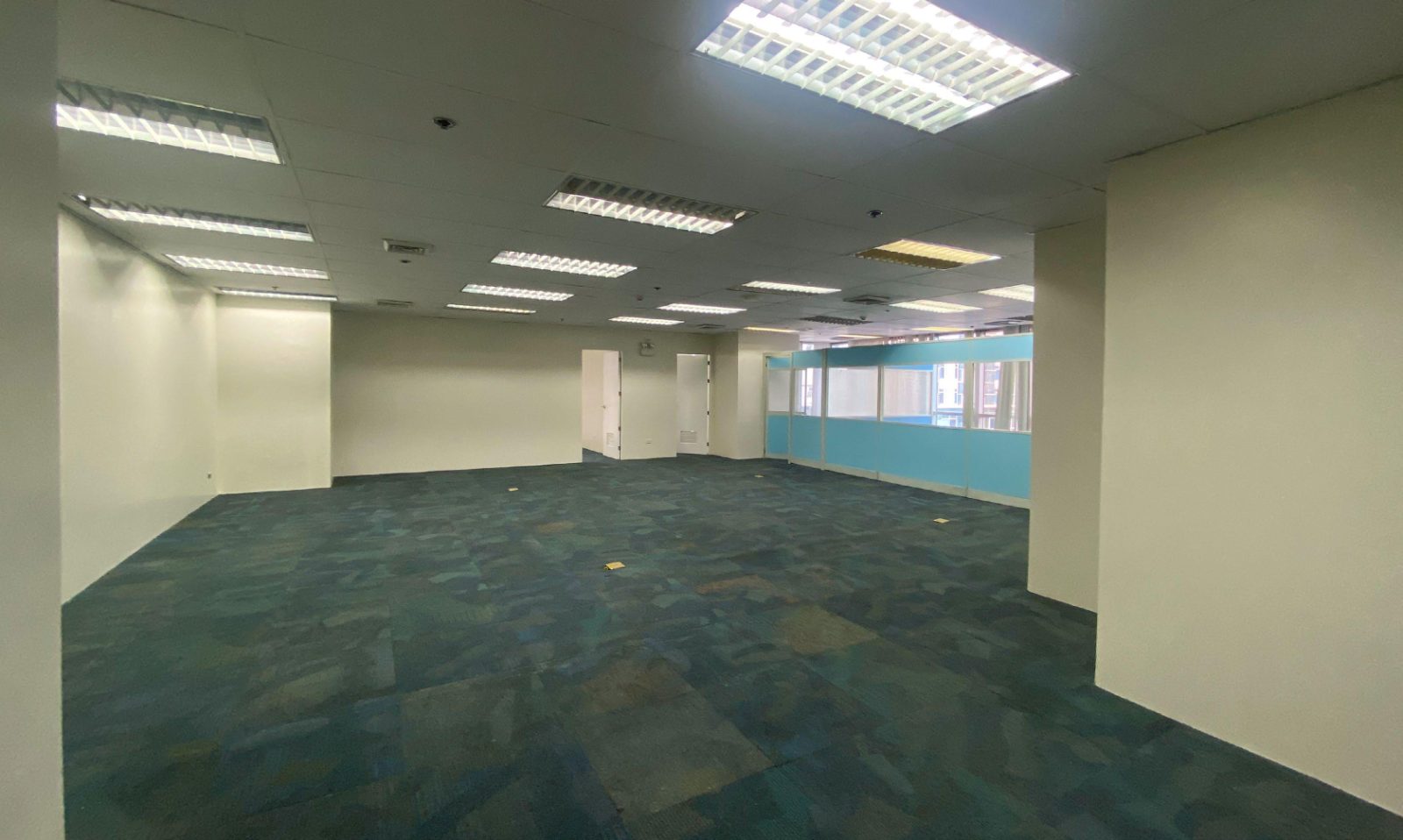 Mid- Sized Office Space for Rent in Ortigas Center with 24/7 Capability