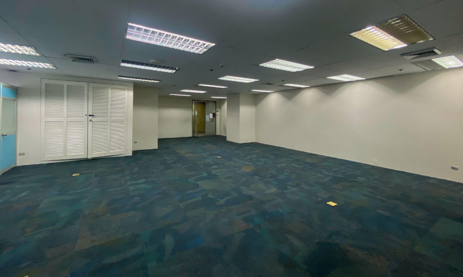 Mid- Sized Office Space for Rent in Ortigas Center with 24/7 Capability