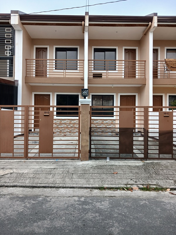 Vergonville Las Pinas Townhouse For Sale Lot60sqm