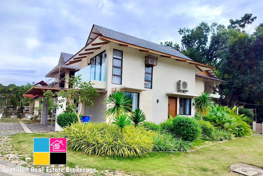 VILLAS BEACH HOUSE FOR SALE IN GUINSAY DANAO CEBU