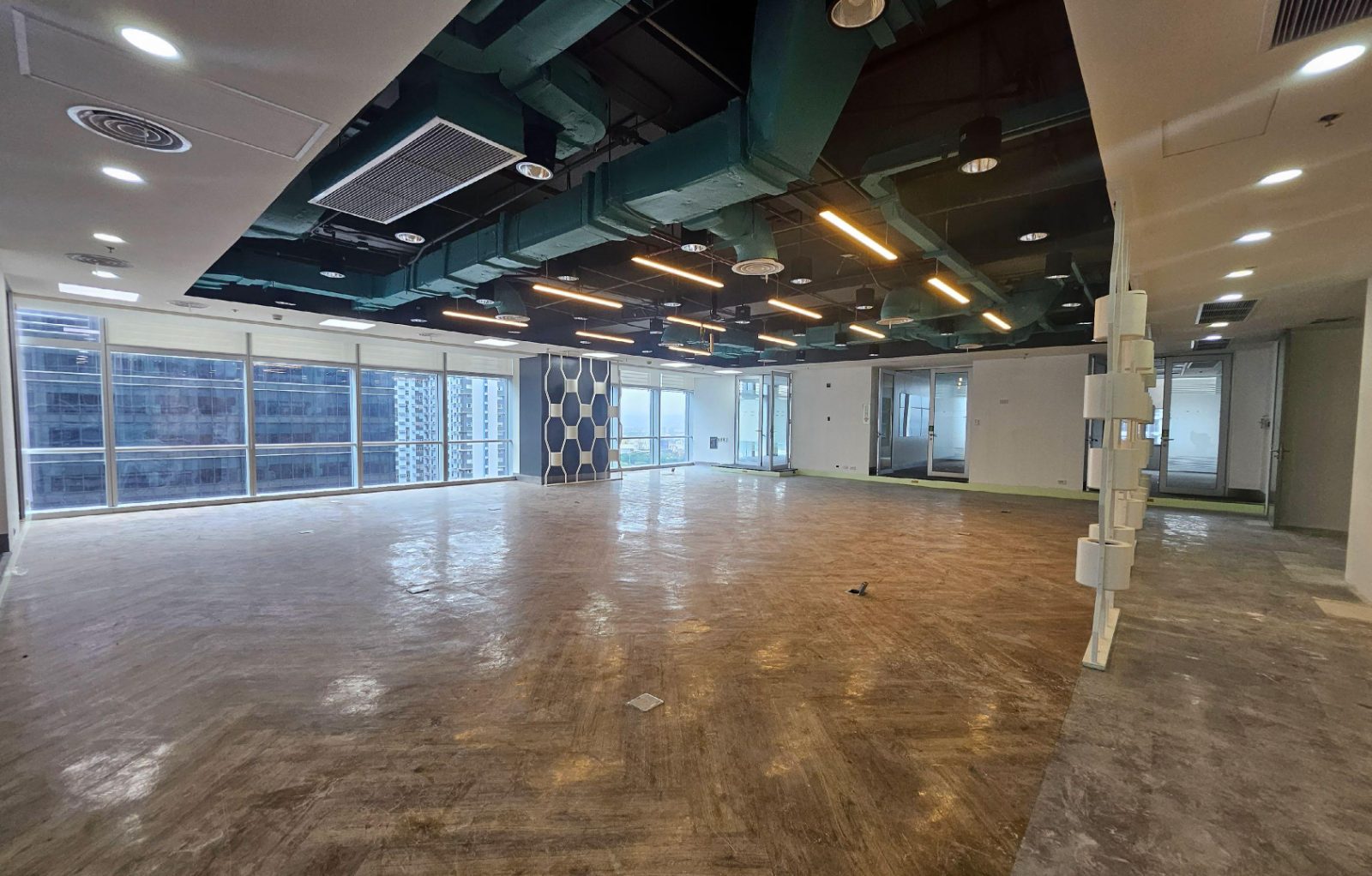 Office Space for Lease in BGC with Meeting Room, Office Rooms, Open Area and Wet Pantry